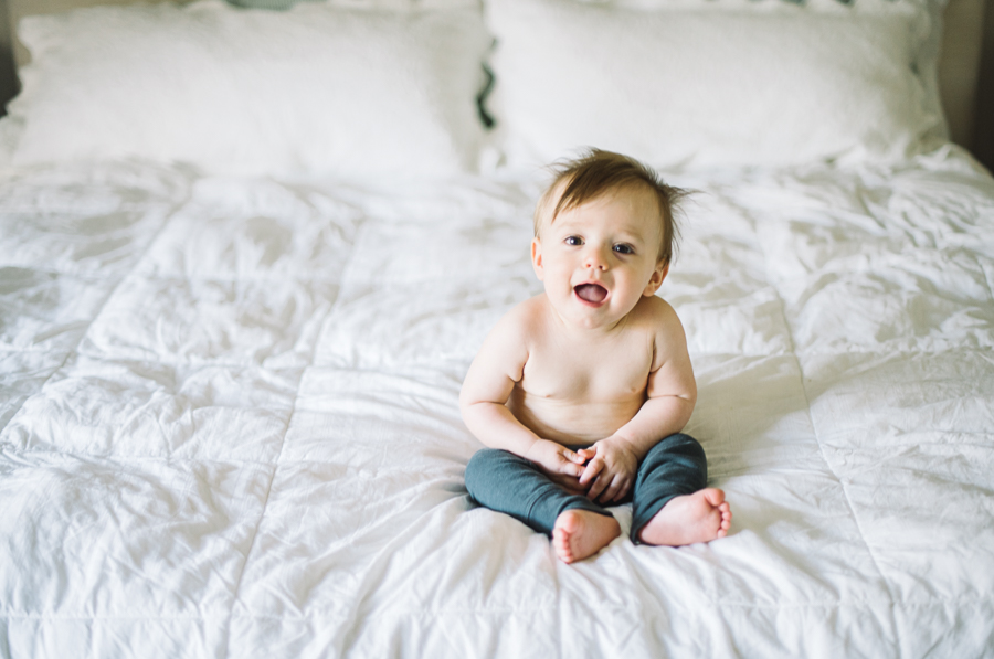 07 baby on bed in dallas lifestyle photographer