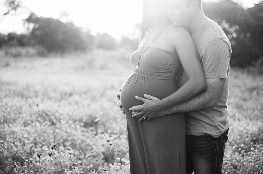 05 maternity photos at winfrey point white rock lake dallas
