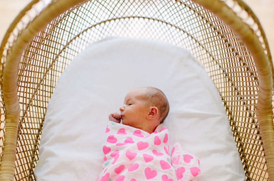 30 dallas lifestyle newborn photos by zoe d photography